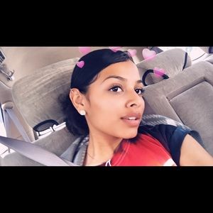 Meet your Posher, Vayra